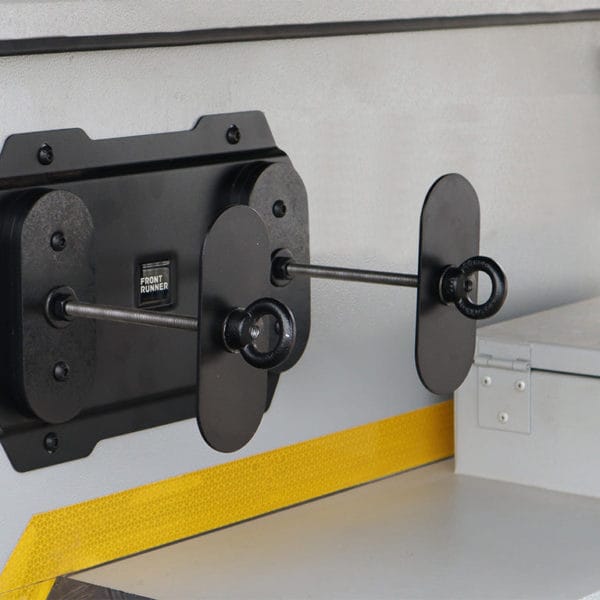 Alternative view of Support universal à montage latéral pour réservoir d’eau Pro / 20L - de Front Runner