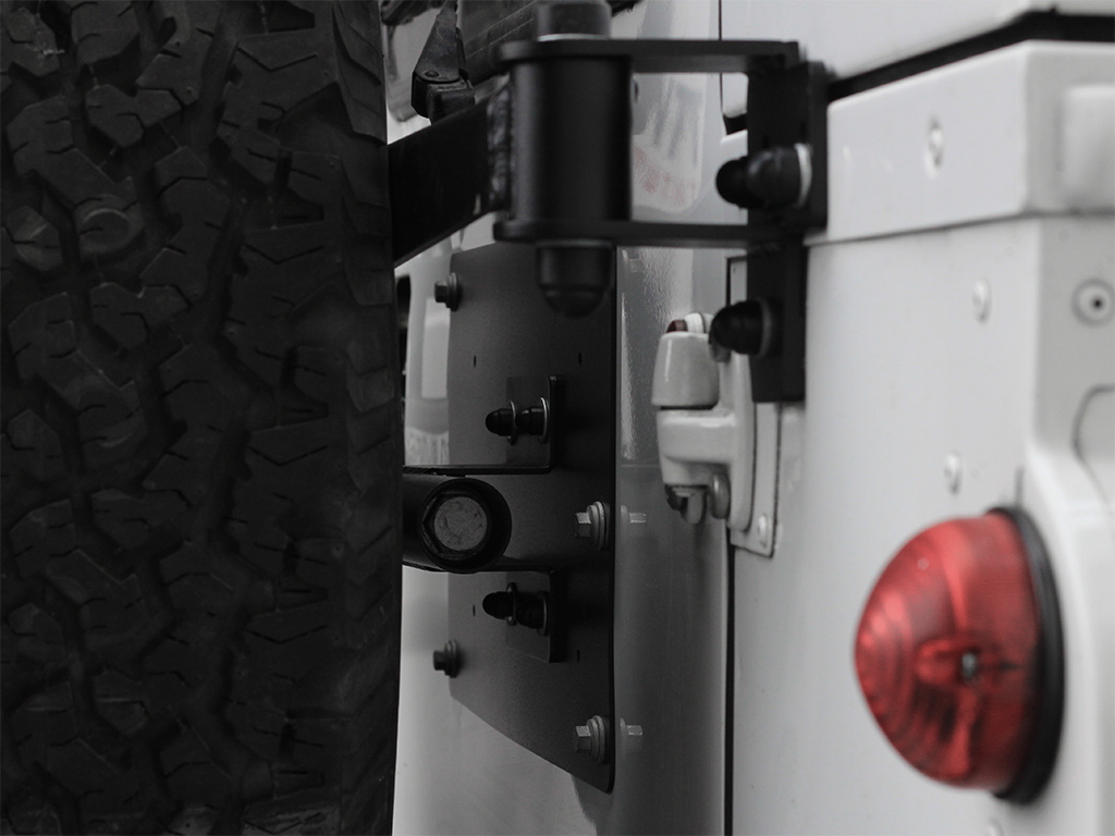 Porte roue de secours pour un Land Rover Defender 90/110 (1983-2016) Station Wagen - de Front Runner – Image 5