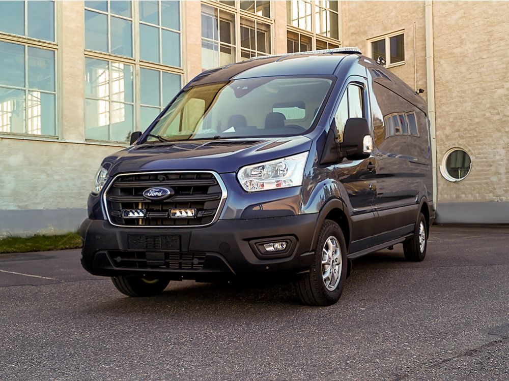 Kit éclairage calandre LED Ford Transit (2019+) Triple-R 750 – Image 1