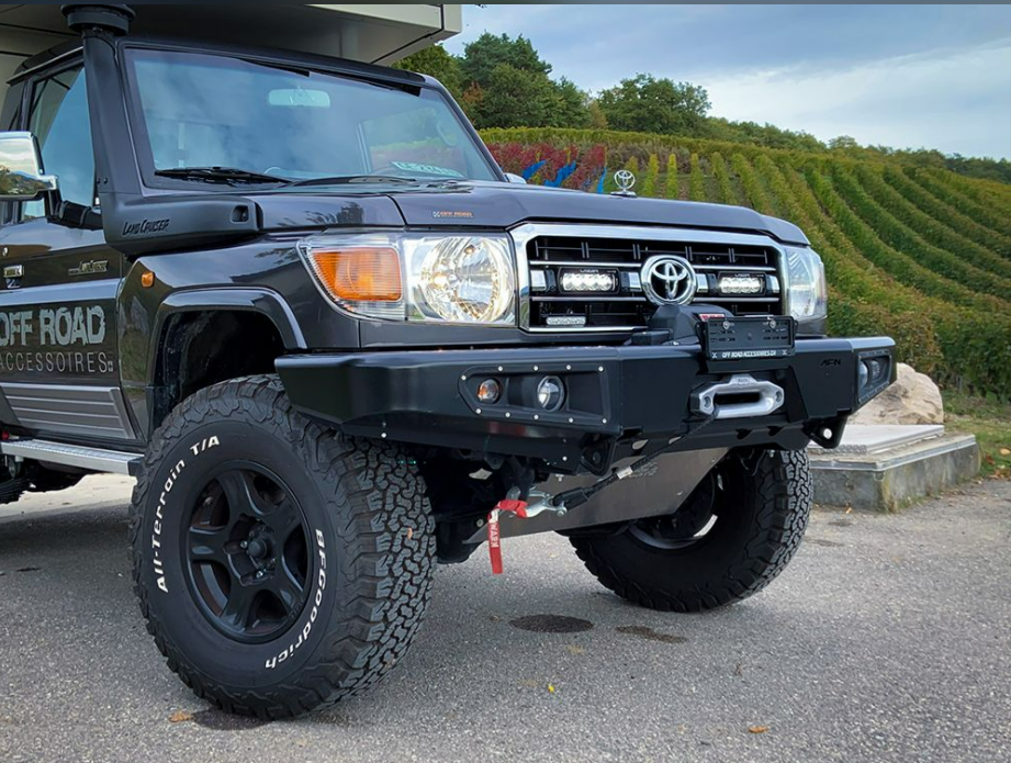 Kit éclairage calandre LED Toyota Land Cruiser 70 (2007–2023) – Image 2