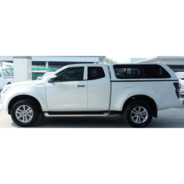Alternative view of Hardtop avec vitres coulissantes Isuzu Space Cab 2023