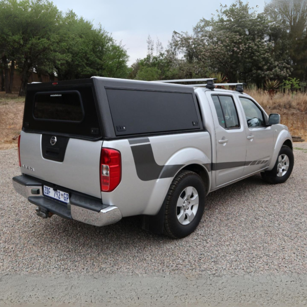Hardtop Canopy Nissan Navara (2011-2016) Bushtech
