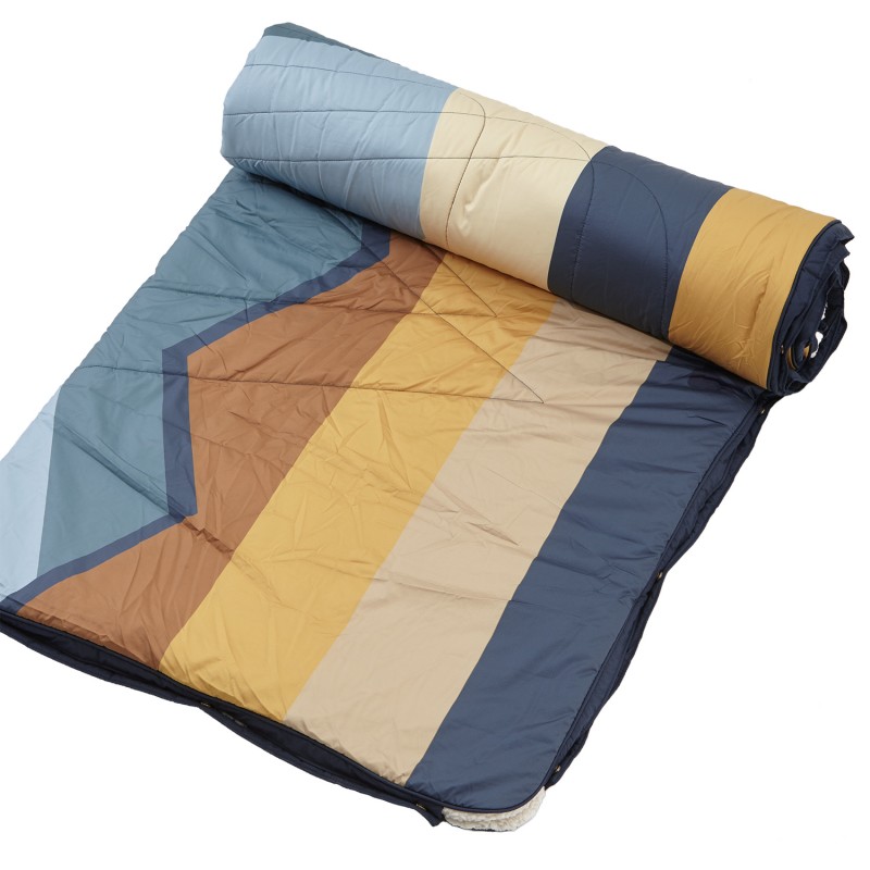 Couverture / sac de couchage Cloudtouch Voited x Vickywood High Season – Image 2