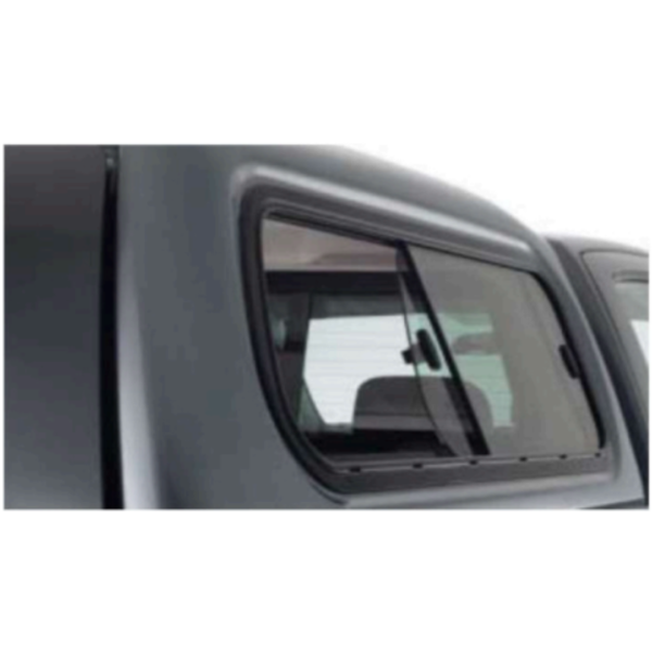 Alternative view of Hardtop avec vitres coulissantes Isuzu Space Cab 2024+