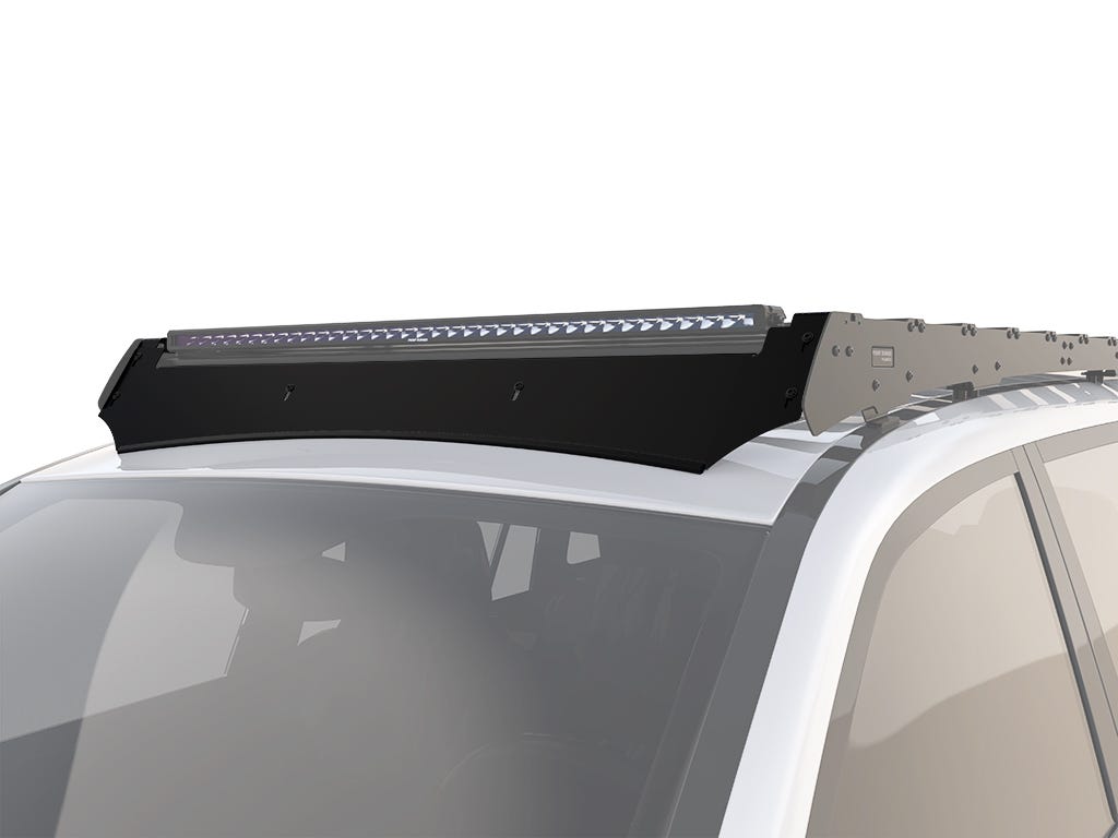 Crénage pare-brise pour barre lumineuse Slimsport rack 40", conçu pour le modèle KSLG005T de Lexus GX 460 (2010-présent), avec un bourrelet en caoutchouc durable pour protection et amélioration aérodynamique