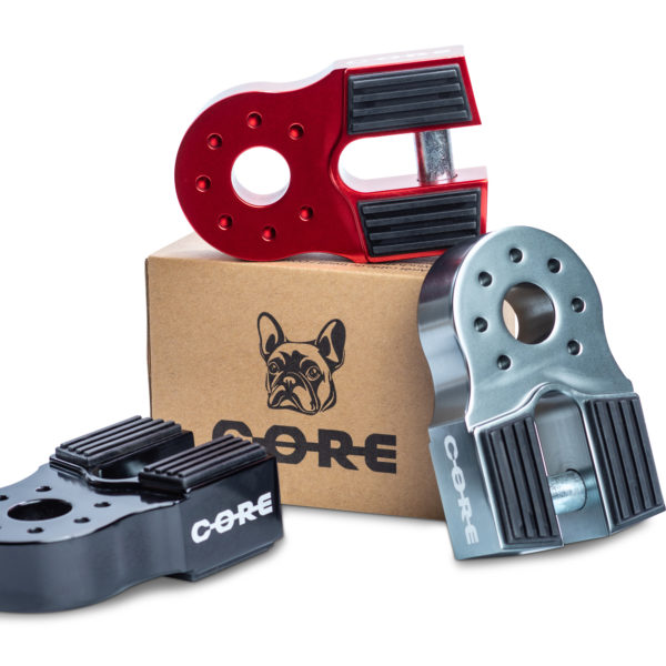 Arrêt Câble de Treuil Aluminium flat pour remplacer le crochet standard. Capacité de rupture de 12 tonnes, embase en caoutchouc et passage pour manille pour une utilisation sécurisée et flexible.