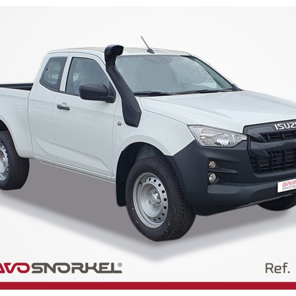 Snorkel BRAVO pour Isuzu D-Max (2020-2024) : Robuste, certifié CE et garanti 5 ans, il protège votre moteur de l’eau et des impuretés tout en optimisant l’admission d’air. Idéal pour le tout-terrain ! 🚙💨