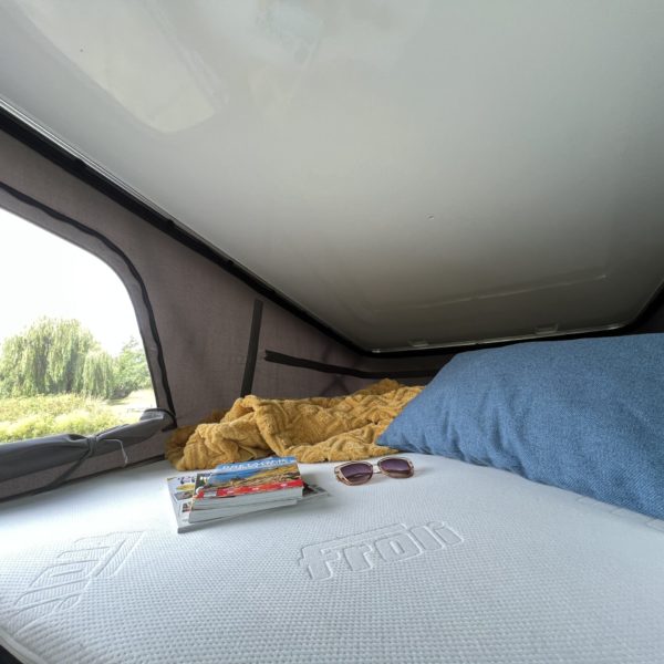 Alternative view of Van aménagé Flex Confort Plus Antilope Van