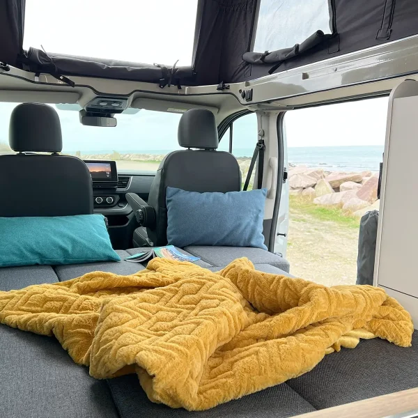 Alternative view of Van aménagé Flex Plus Antilope Van