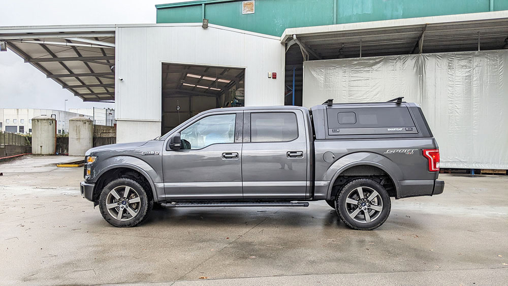 Hardtop Ford F-150 Double Cab 2021+ SB RSI SmartCap EVOs Sport noir – Image 9