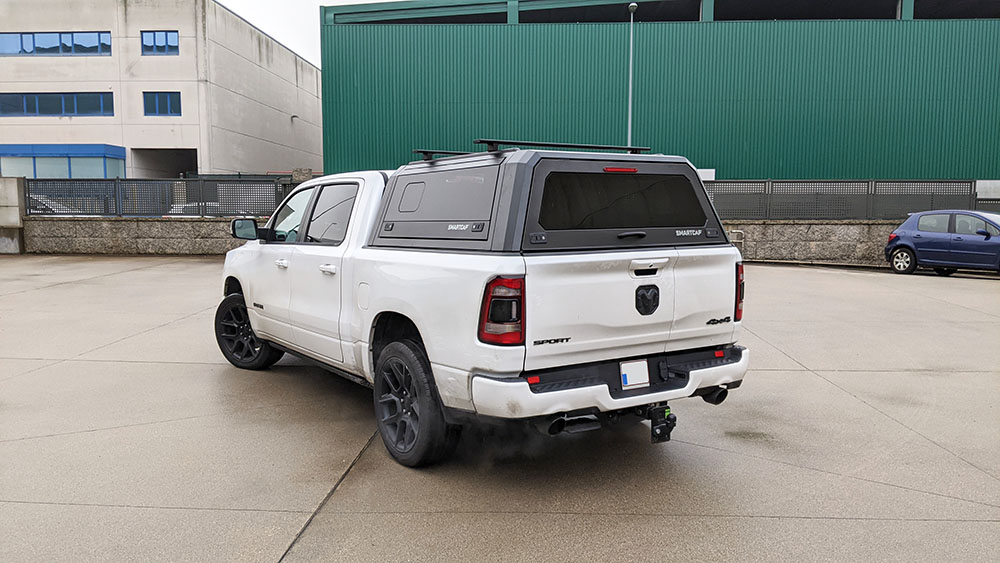 Hardtop Dodge RAM 1500 DS Classic Double Cab 2019+ SB RSI SmartCap EVOs Sport noir – Image 6