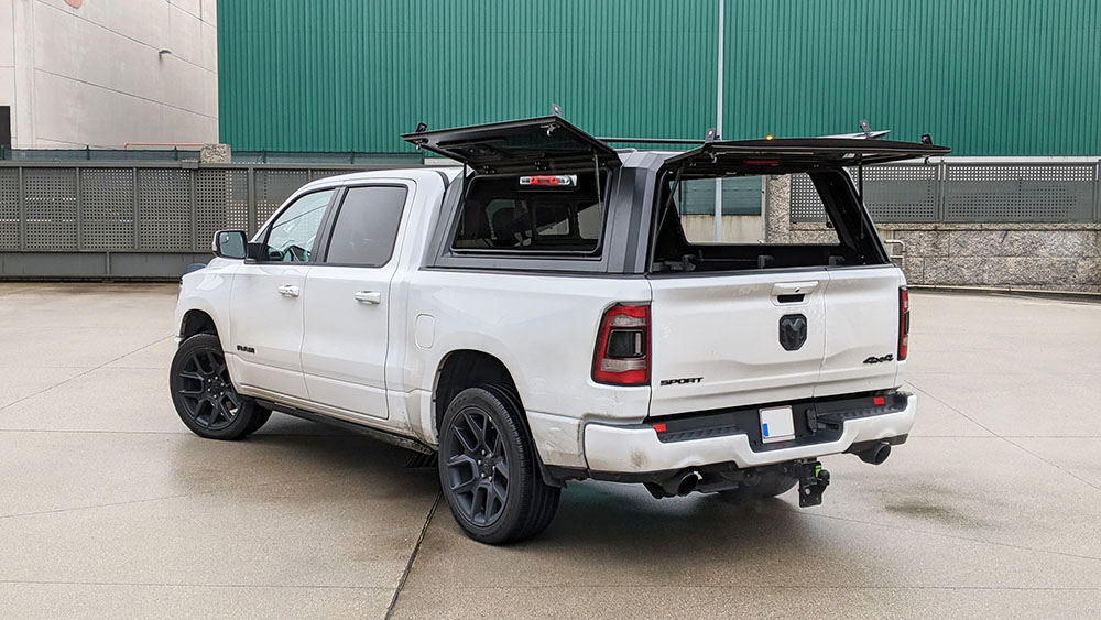 Hardtop Dodge RAM 1500 DS Classic Double Cab 2019+ SB RSI SmartCap EVOs Sport noir – Image 7