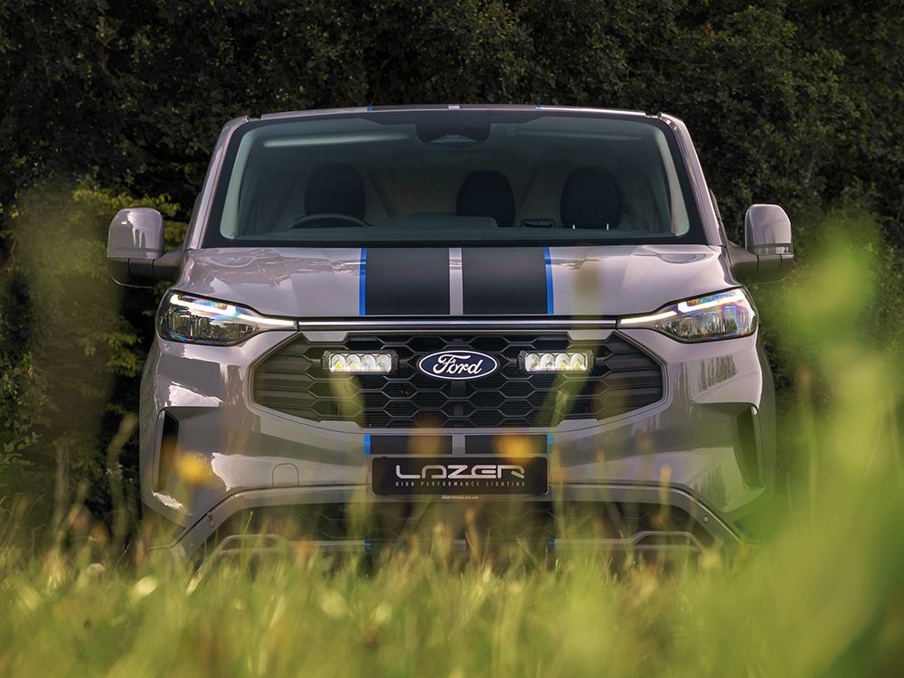 Kit éclairage calandre LED Lazer Ford Transit Custom Sport (2024+) Triple-R 750 – Image 1
