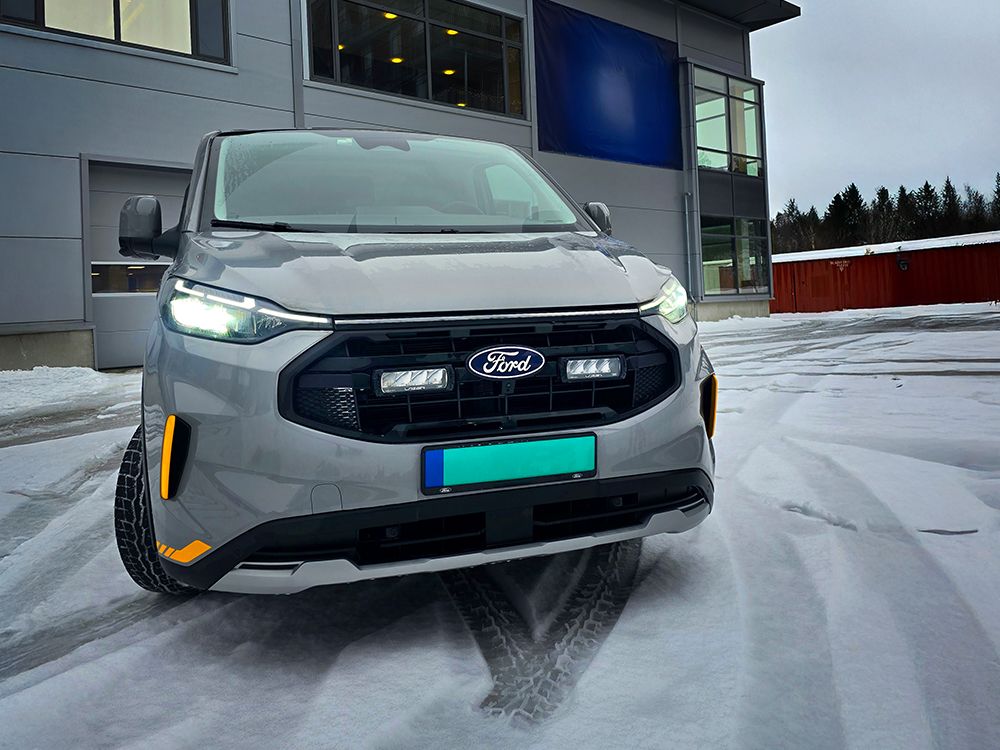 ford_transit_custom_trail_install_image_04_web