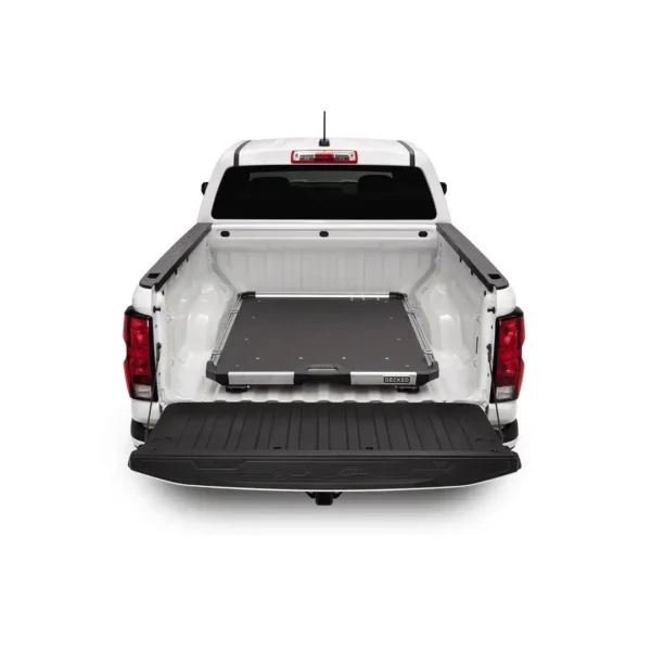 Alternative view of Plateau coulissant CargoGlide DECKED Toyota Hilux 2015+