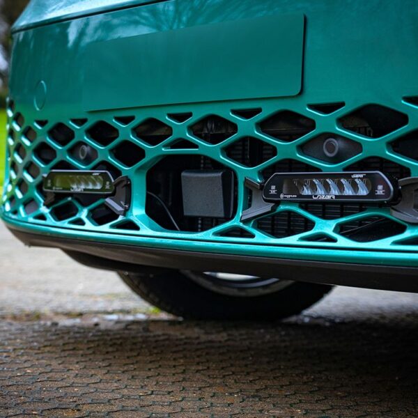 Alternative view of KIT MONTAGE LINEAR 6 CALANDRE VW ID BUZZ 2023+