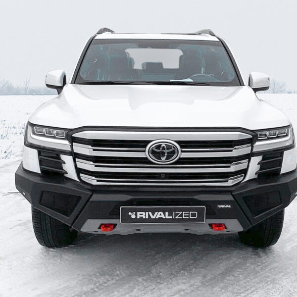 Alternative view of BUMPER FRONT RIVAL TOYOTA LC300 (USAGE COMPETITION)