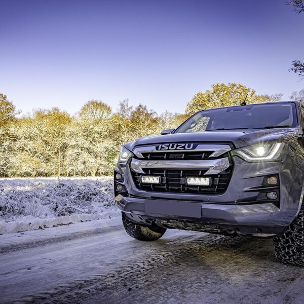 Alternative view of KIT MONTAGE RRR4 CALANDRE ISUZU D-MAX 2021-2022