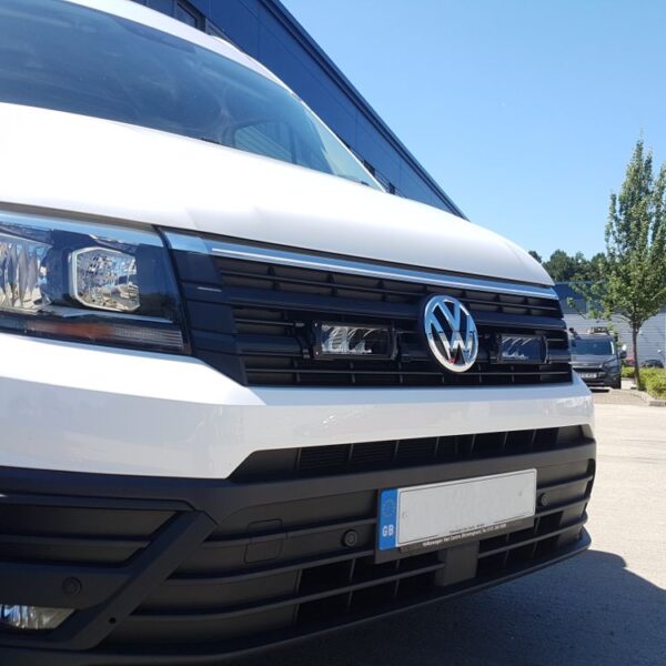 Alternative view of KIT MONTAGE RRR4 CALANDRE VW CRAFTER 2017+