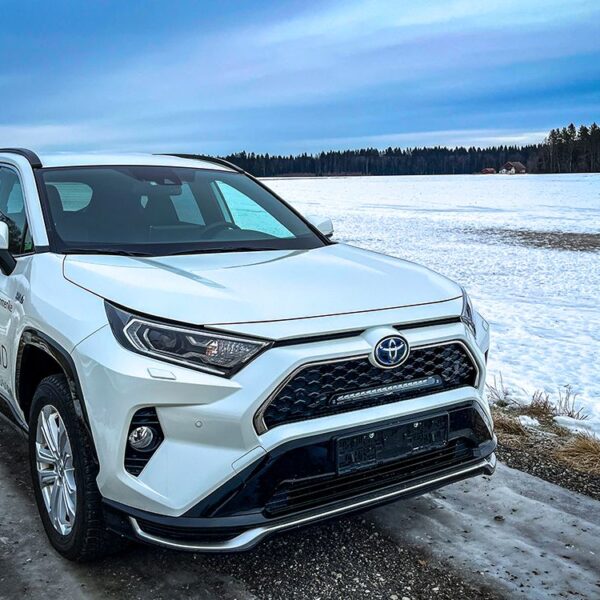 Alternative view of KIT MONTAGE LINEAR 18 CALANDRE 065 TOYOTA RAV4 PLUG-IN HYBRID 2020+