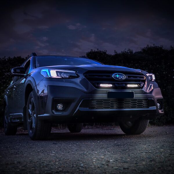 Alternative view of KIT MONTAGE LINEAR 6 CALANDRE SUBARU OUTBACK 2020+