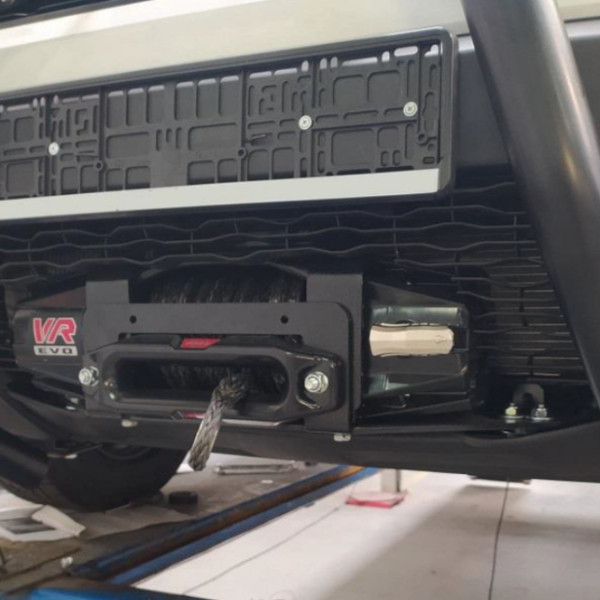 Alternative view of PLATINE TREUIL PC ORIGINE DACIA DUSTER 2018+
