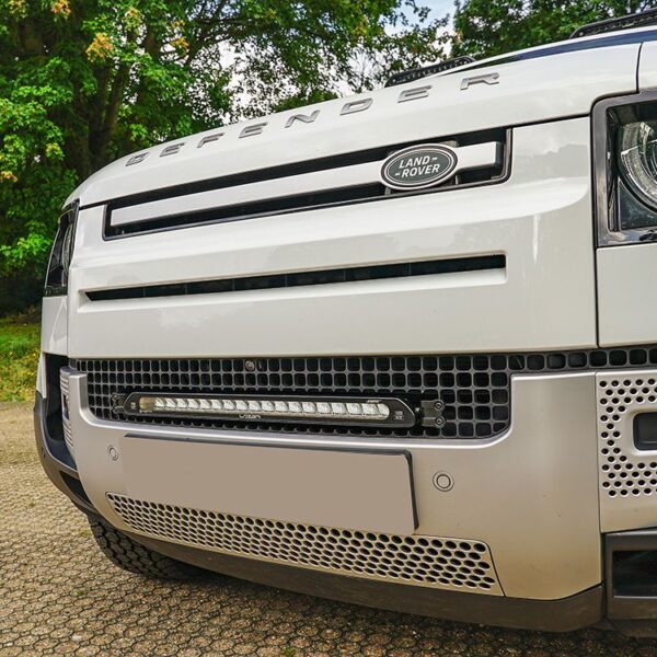 Alternative view of KIT MONTAGE LINEAR 18 CALANDRE LAND ROVER DEFENDER 2020+