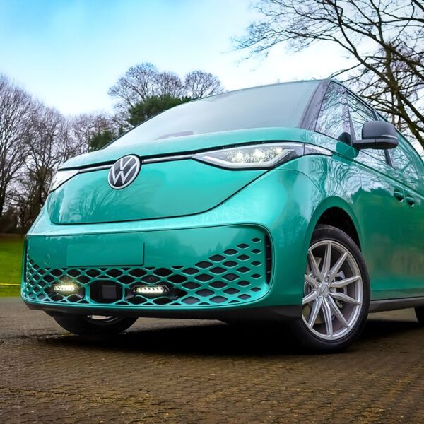 KIT MONTAGE LINEAR 6 CALANDRE VW ID BUZZ 2023+ – Image 3