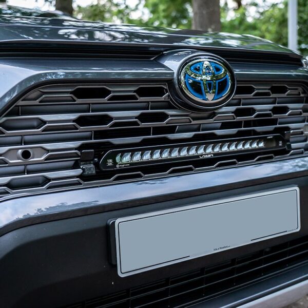 KIT MONTAGE LINEAR 18 CALANDRE 058 TOYOTA RAV4 HYBRID 2019+ – Image 3