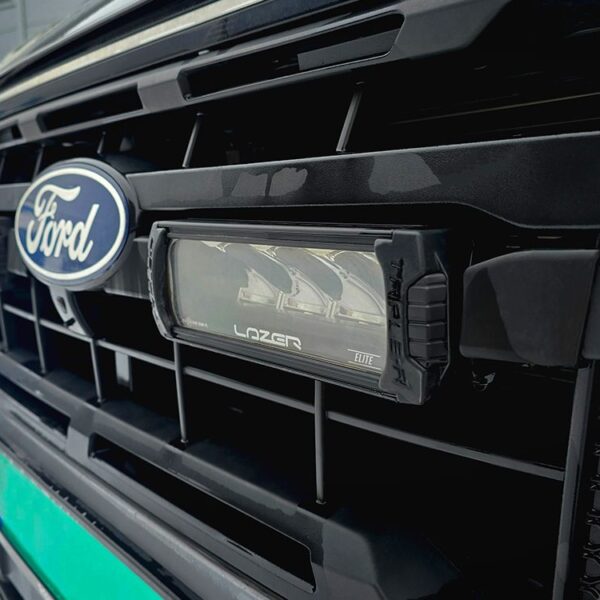 KIT MONTAGE RRR4 CALANDRE FORD TRANSIT CUSTOM TRAIL 2024+ – Image 3