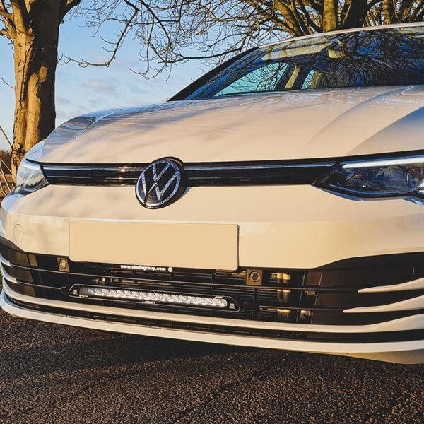 KIT MONTAGE LINEAR 18 CALANDRE VW GOLF MK8 2020+ – Image 4