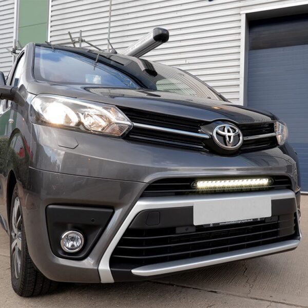 KIT INTEGRATION PARE CHOC TOYOTA PRO-ACE 2016+ – Image 4