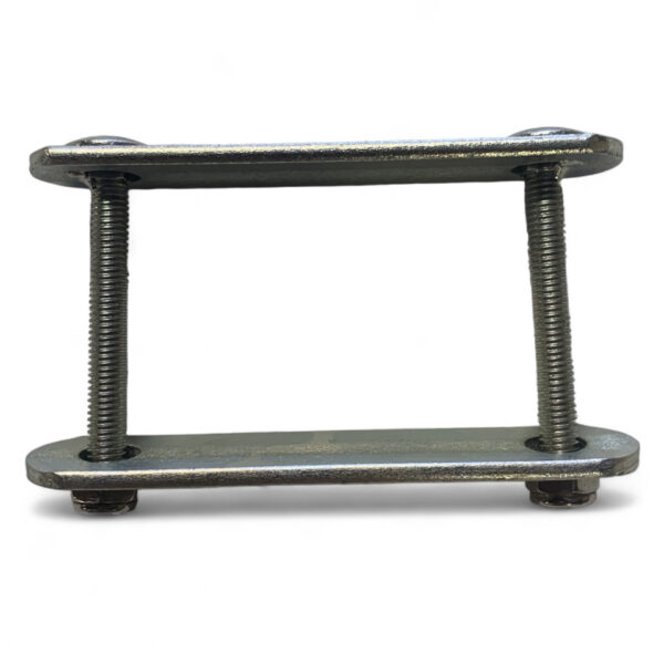 Patte de fixation entraxe 100mm HD en acier pour tente coque rigide James Baroud