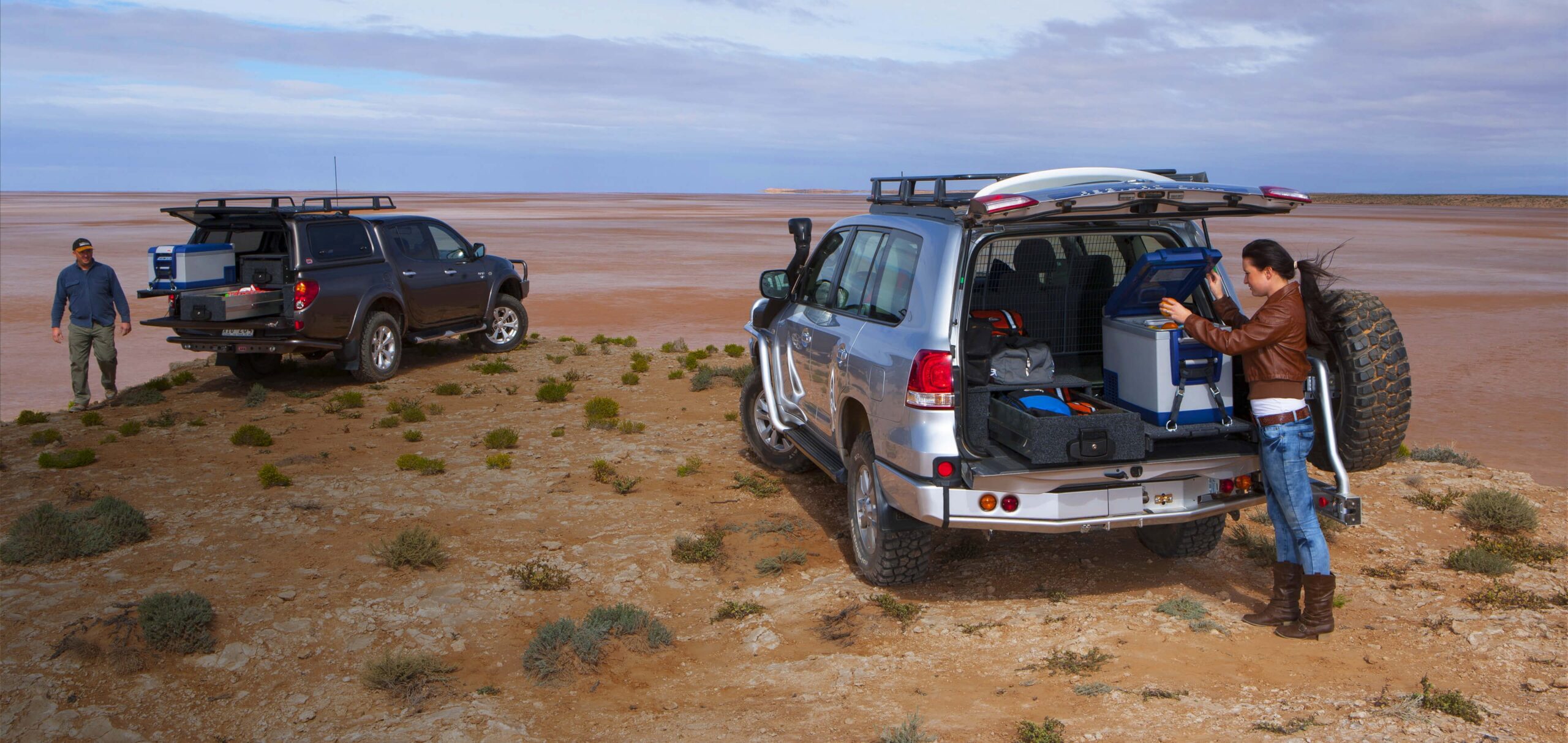 ARB - Tiroir Bas et Plancher Coulissant - Dim Ext 1355x505x140mm Dim Int 1271x420x75mm