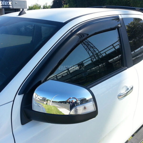 Jeu 2 déflecteurs vitre avant Ford Ranger simple et extra cab T6 T7 T8