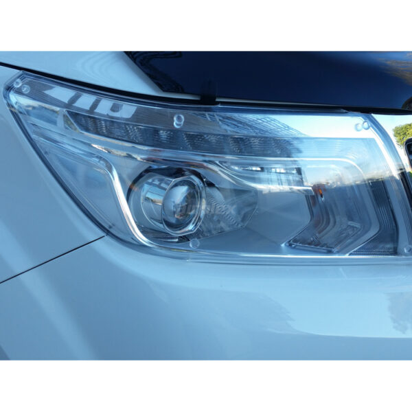 PROTECTION PHARE NAVARA D23