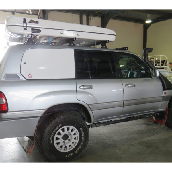 Support d'échelle sous tente James Baroud N4-Offroad