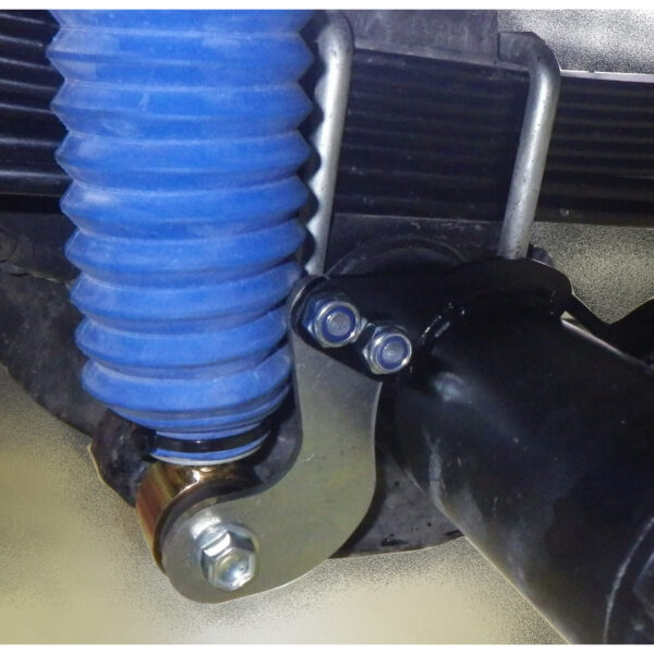 Alternative view of Kit de renforts d'ancrages inférieur d'amortisseurs arrière pour Toyota Hilux Vigo N4-Offroad