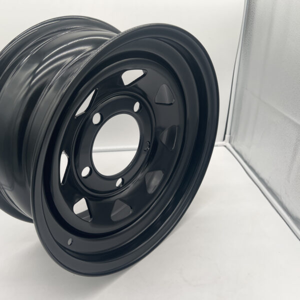 Jante acier Triangular noire 7x16 5x165.1 Land Rover Defender N4-Offroad