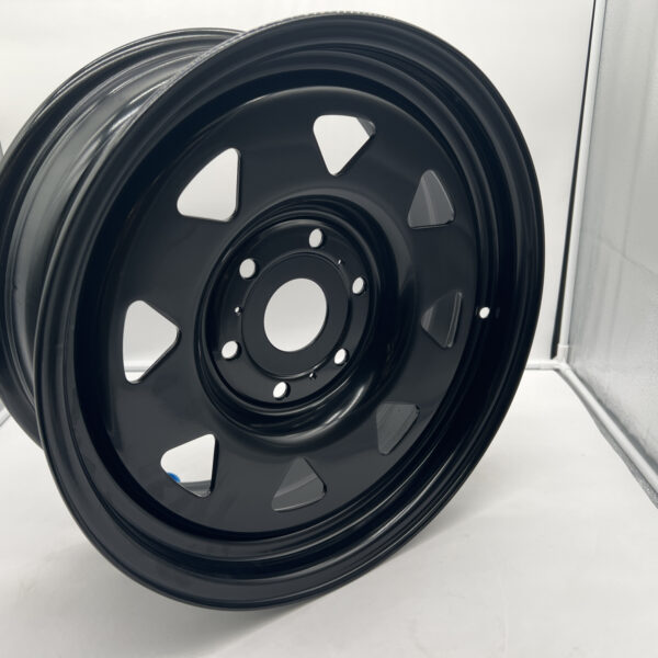 Jante acier Triangular noire 7X17 6x139.7 Mitsubishi L200 avant 2019 N4-Offroad