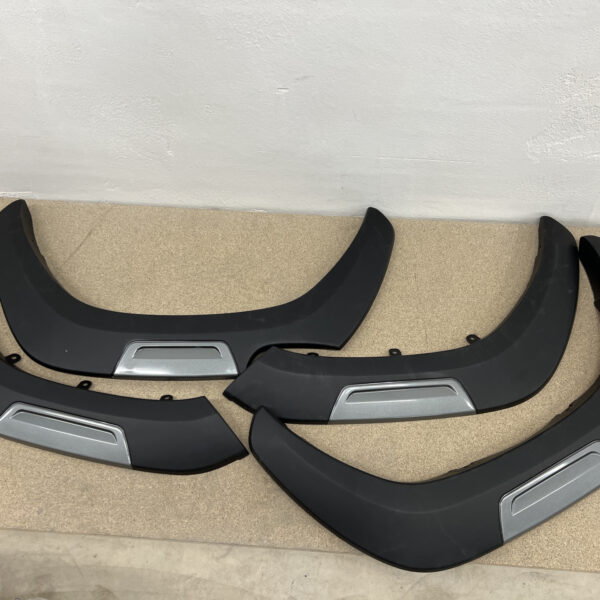 Kit élargisseurs d'ailes Toyota Hilux Revo 2021