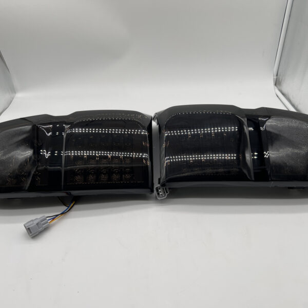 Paire de feux arrières à leds fumés Hilux Revo - cristal fumé avec leds