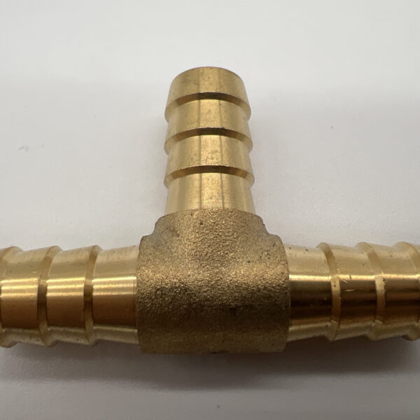 RACCORD T CANNELE 13MM