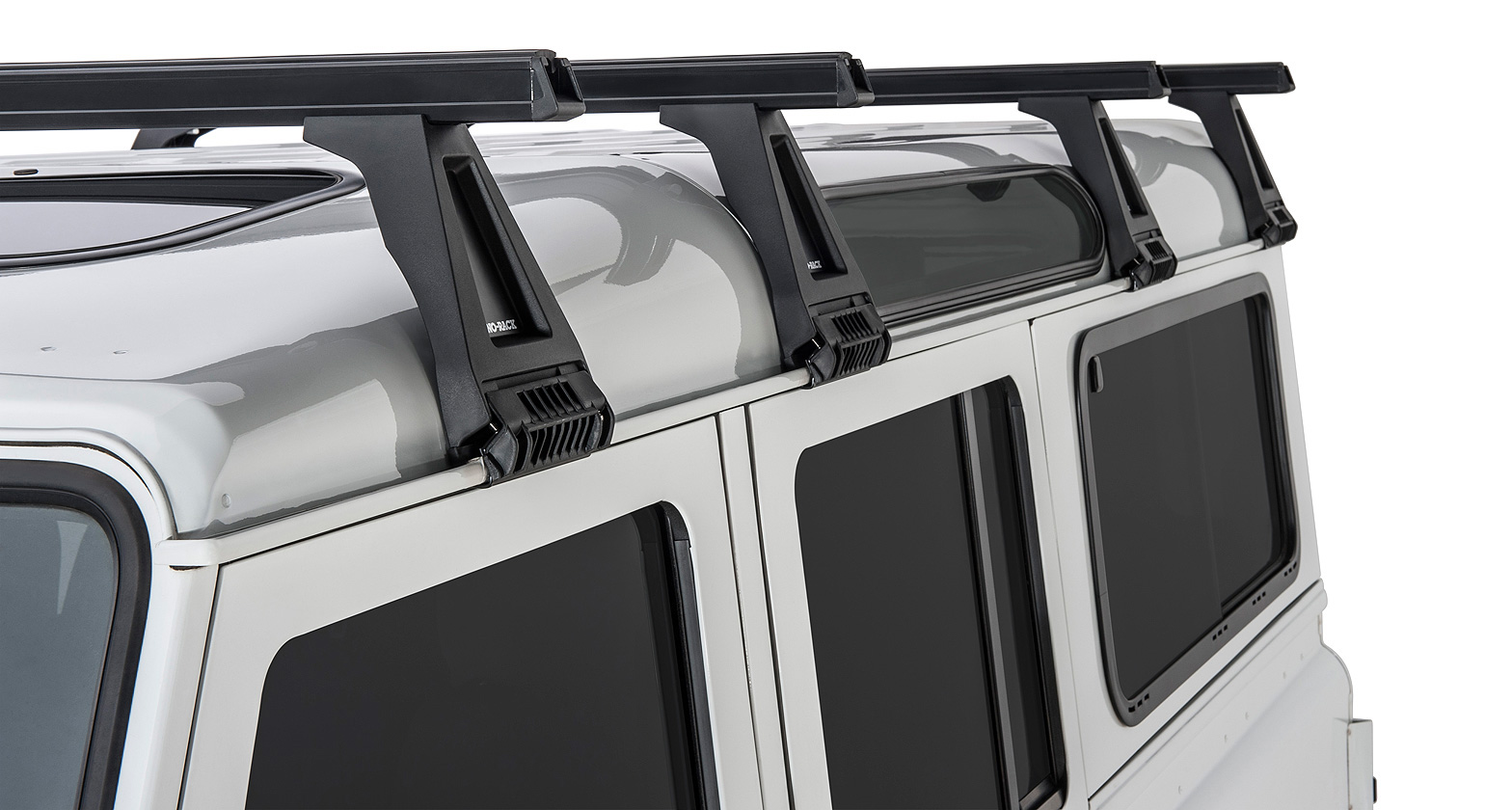 Kit 4 barres de toit noire Heavy Duty 1500mm avec pieds RL210 Land Rover Defender 110 1993-2020 – Image 2