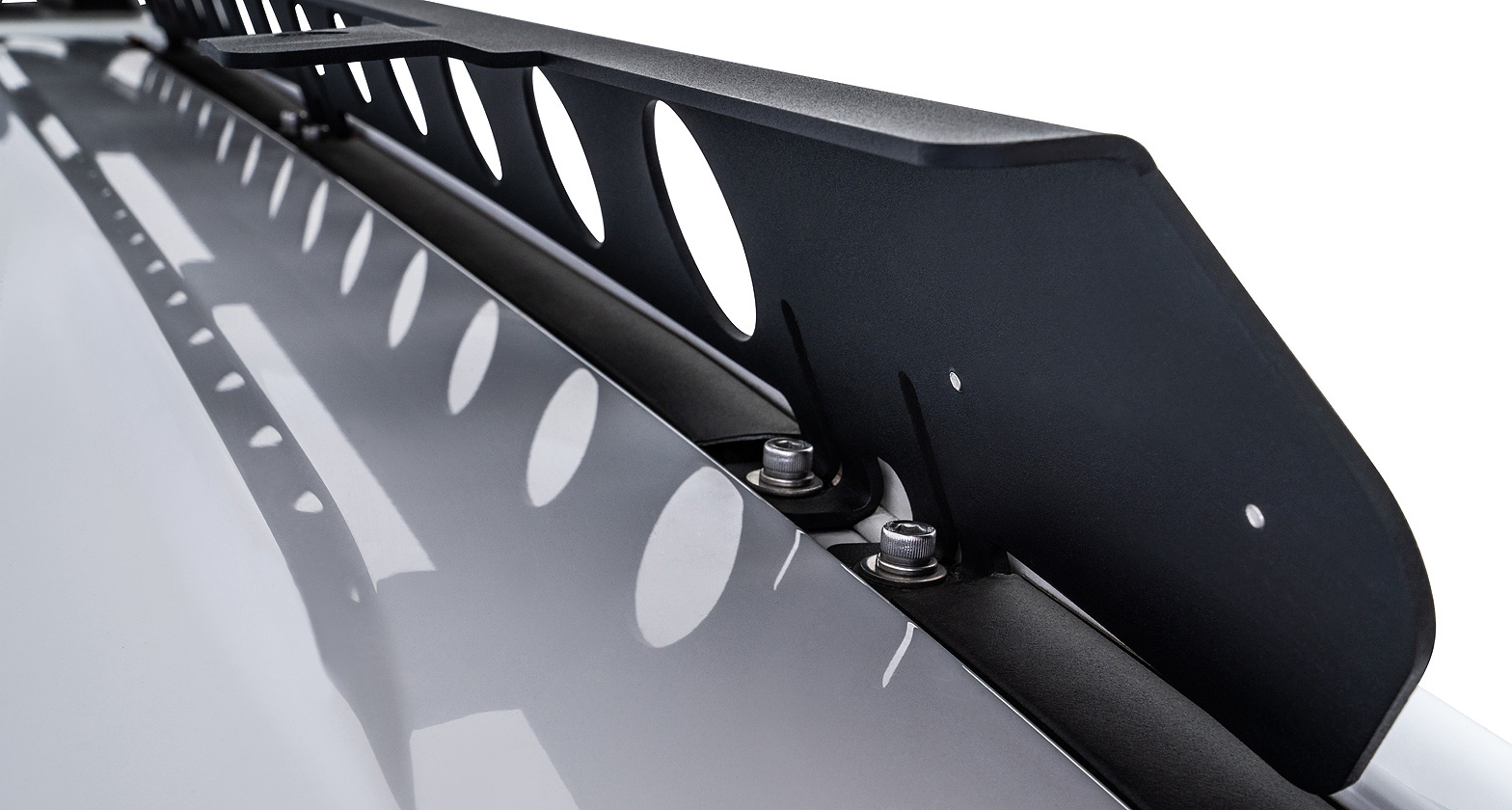 Rhino-Rack Backbone Mounting System - Chevrolet Silverado Rhino Rack – Image 2