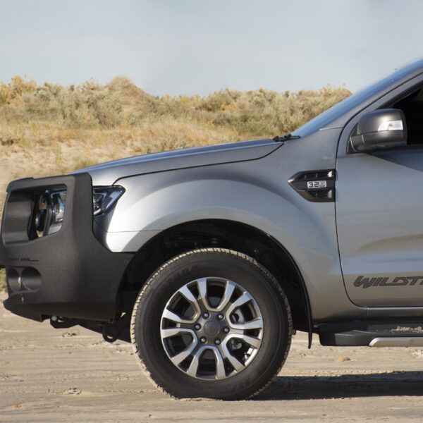Alternative view of Ford Ranger PX2 Mod Black