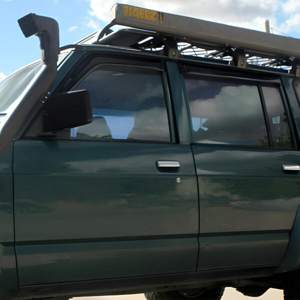 Jeu 4 déflecteurs vitre avant et arrière Nissan Patrol GR Y60