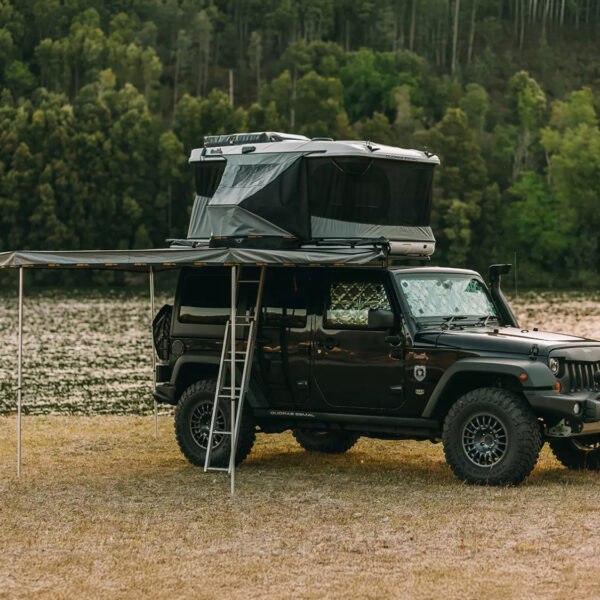 Alternative view of Store autoportant latéral droit ouverture 270° Falcon 250 James Baroud - Tunnel 70cm