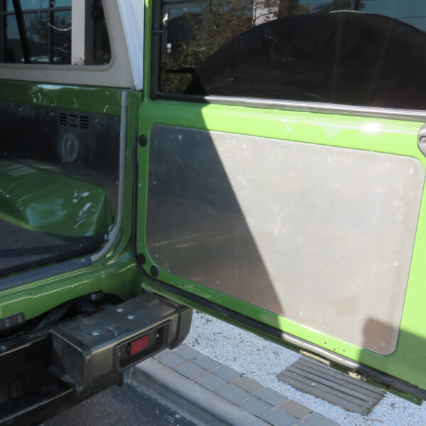 Alternative view of Panneaux de portes arrières en aluminium de 2.5mm pour Toyota Land Cruiser Série 7 N4-Offroad