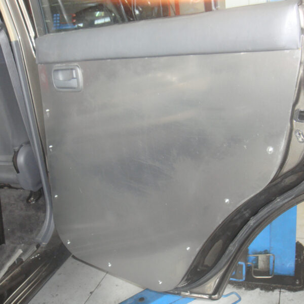 Alternative view of Panneaux de portes arrières en aluminium de 2.5mm pour Toyota Land Cruiser HDJ80 N4-Offroad
